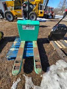 lot 34 image: 2015 Mitsubishi PW23 Pallet Jack - For Parts or Repair