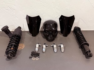 lot 35 image: Harley-Davidson Black-Out Accessory &amp Performance Kit