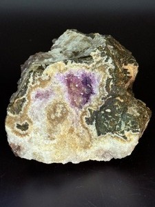 Natural Sparkling Druzy Crystal Cluster on Matrix  Rough Mineral Specimen. (2 lbs 9.4 oz  1 kg 176 g)