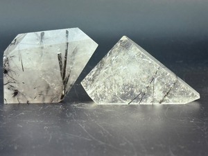 Natural Tourmalinated Quartz Duo - Polished Pyramid &amp Faceted Freeform Specimen. (4.9 oz  140 g)
