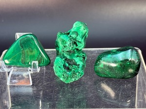 &nbspStunning 3-Piece Malachite Collection  Polished Freeforms &amp Natural Rough Specimen. (4.3 oz  123 g.)