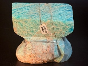 Vibrant Amazonite Specimen with Iron Oxide Inclusions &amp Black Tourmaline. (13.7 oz  390 g)
