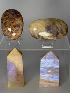 Premium 4-Piece Flashy Moonstone &amp Sunstone Collection High-Grade Polished Towers and Large Palm Stones with Intense Blue &amp Golden Adularescence. (10.7 oz  306 g)