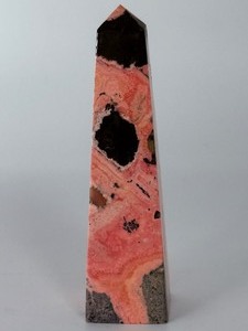 Stunning Peruvian Bubble Gum Rhodonite Obelisk  Pink &amp Black Manganese Inclusions. &nbsp &nbsp &nbsp (6.6 oz  189 g) &nbsp