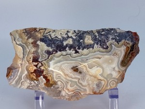 Stunning Polished Mexican Crazy Lace Agate Specimen  Intricate Banding. (1 lb 1.1 oz  485 g)