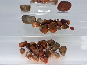 &nbspLarge Lot of Raw Lake Superior Agates  Rough Tumbling Material. (1 lb 12 oz  795 g)