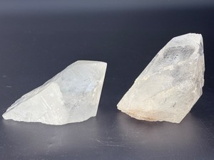 Pair of Raw Clear Quartz Crystal Points - Natural Untreated Specimen. (1 lb 10.6 oz  756 g)