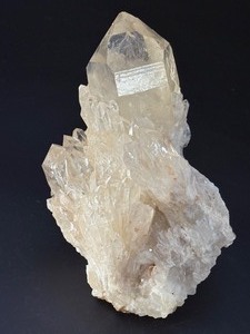 Natural Clear Quartz Crystal Cluster Specimen - Large Primary Point &amp Rainbow Inclusions. (1 lb 13.3 oz  831 g)