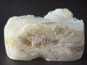 Druzy Quartz Geode Specimen with Banded Agate Base. (4 oz  115 g)