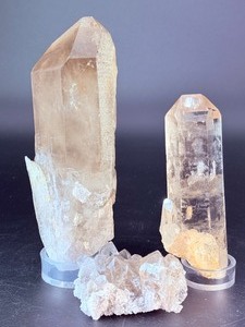 High-Clarity Smoky Quartz Specimen Set  Natural Point &amp Cluster Trio. (1 lb 14.8 oz  876 g)