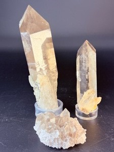 High-Clarity Smoky Quartz Specimen Set  Natural Point &amp Cluster Trio. (1 lb 14.8 oz  876 g)