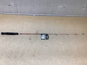 lot 8 image: St. Croix Panfish Ice 32L PFI32L-C (Rod Only)