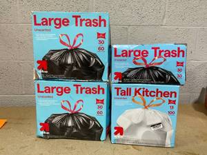 lot 303 image: LOT OF 4 up&up Trash Bags
