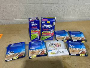 lot 312 image: LOT OF 8 Ziploc Merchandise