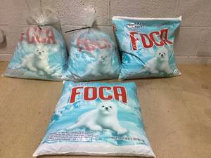 lot 167 image: LOT OF 4 Foca Laundry Detergent