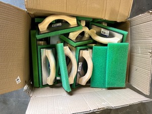 lot 51 image: Quantity 20  BON - Green Foam Float with Wood Handle