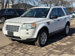 lot 24 image: 2008 LAND ROVER LR2 SE All Wheel Drive (NO RESERVE)