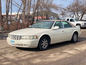 lot 14 image: 2002 CADILLAC SEVILLE SLS 120k Miles  No Accidents (NO RESERVE)