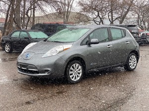 lot 26 image: 2015 NISSAN LEAF S 72k Miles (NO RESERVE)