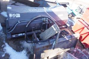 lot 37 image: Palladin Brand Universal Mount Bobcat Skid Loader Skid Steer 72 Hydraulic Sweeper Attachment