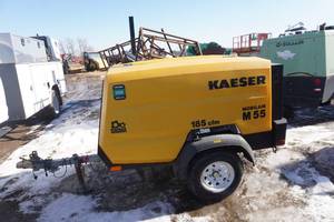 lot 31 image: Kaiser Model 55 Mobile Air Tow Behind Air Compressor