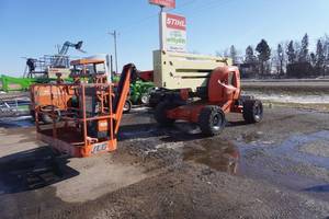 lot 17 image: 2014 JLG Model 450 AJ Series II 4 x 4 Articulating Boom Lift