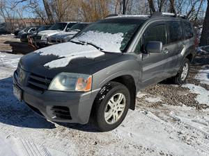 lot 13 image: 2004 Mitsubishi Endeavor ES AWD