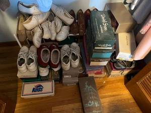 lot 43 image: Salvatore Ferragamo Shoes & Ferragamo Boutique - Womens Mixed Shoes Collection