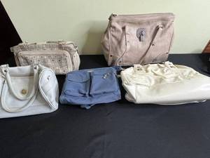 lot 56 image: Giani Bernini Handbags - Lot of 5 Designer Purses incl. Liz Claiborne & Baggallini
