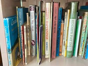 lot 68 image: Vintage Paperback Book Collection - Assorted Travel & Humor Titles, 1960s-1980s