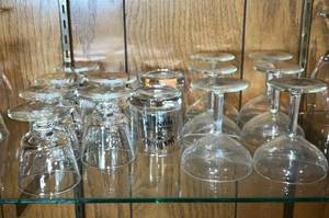 lot 76 image: Champagne Coupe Glasses - Clear Stemware, Assorted
