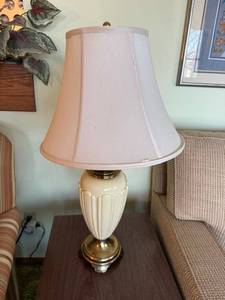 lot 122 image: Cream Fluted Ceramic Urn Table Lamp with Brass Accents - 29 in Tall