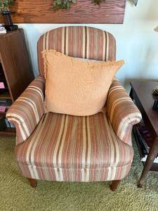 lot 125 image: Striped Upholstered Armchair with Accent Pillow - Traditional Living Room Chair