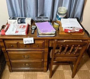 lot 147 image: Oak Wood Dresser with Desk Console & Chair - 30 x 46 x 18 in (H x W x D) - contents not inc