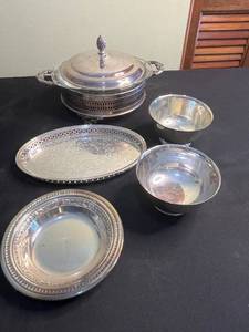 lot 180 image: Gorham Mfg. Co. EP Electroplate Chafing Dish Set with Lid, Made in USA