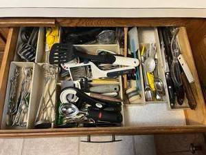 lot 235 image: OXO Kitchen Utensils Drawer - Spatulas, Ladles, Spoons, Tongs, Whisk