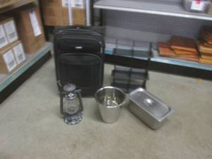 lot 99 image: (EW5) Lot of Misc - Lantern, Travel...