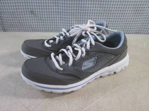 lot 102 image: (CSB) Pair of Skechers Sneakers Siz...