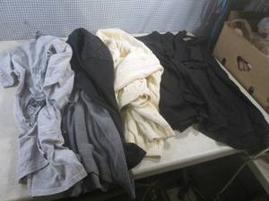 lot 107 image: (CS) Assorted Clothes...