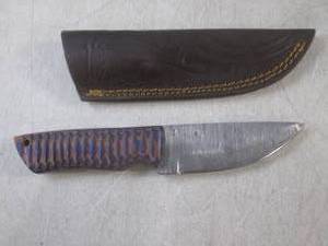 lot 131 image: (CNTR) Hand Crafted 8 Damascus Ste...