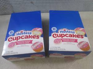 lot 164 image: (B-2) 2 Boxes of Hostess Frosted Su...