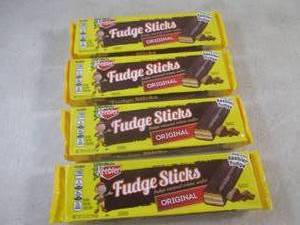 lot 182 image: (B-1) 4 Packages of Keebler Fudge S...