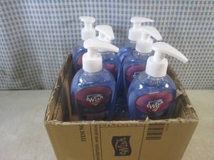 lot 192 image: (CS) 6 Bottles of Lavender Bouquet ...