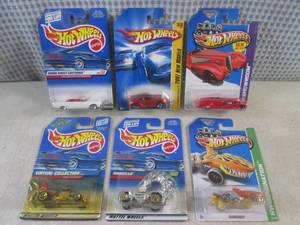 lot 198 image: (EC1) Assorted Hot Wheels in Packag...
