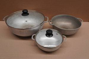 lot 36 image: Imusa Pot Set