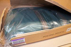 lot 67 image: Rolling Storage Canvas Duffle - 37x28x24