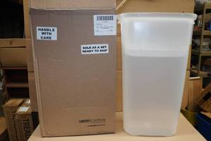 lot 76 image: CraftWrapping Paper Clear Tote