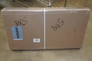 lot 103 image: 6 Large Moving Boxes