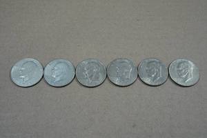 lot 112 image: Eisenhower US Dollar Coins