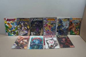 lot 141 image: 10 Comic Books - Aquaman, Catwoman, Invisibles